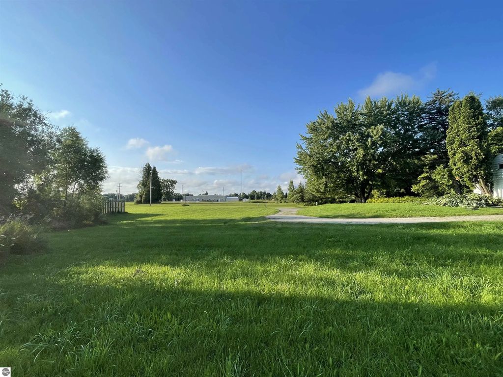 3126 W Remus Road, Mt Pleasant