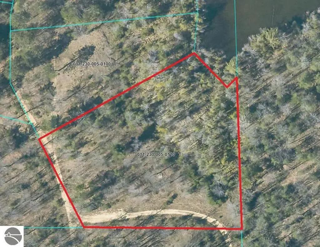 2.21 Ac Snowbowl Road, Houghton Lake