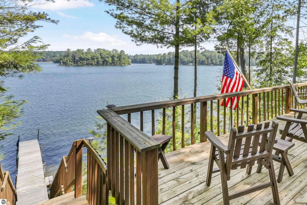 4367 Balsam Circle, Traverse City