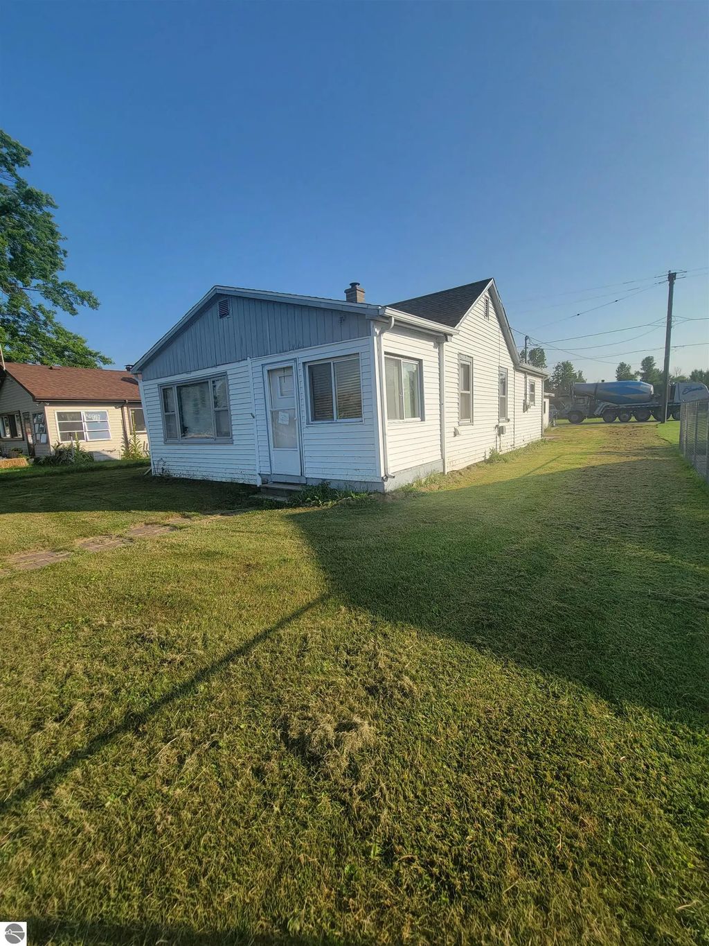 1780 S Riverside Drive, Au Gres