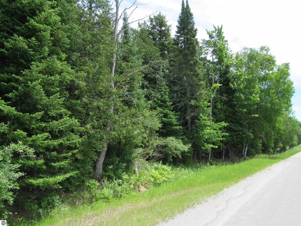 N Poor Farm Road, Harrisville