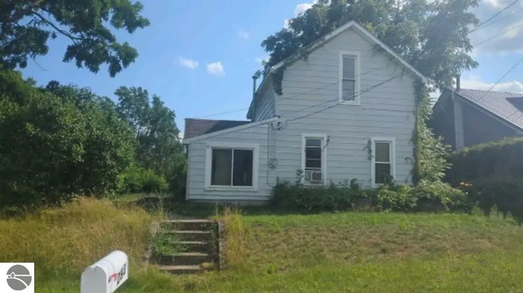 293 Birch, Harrison