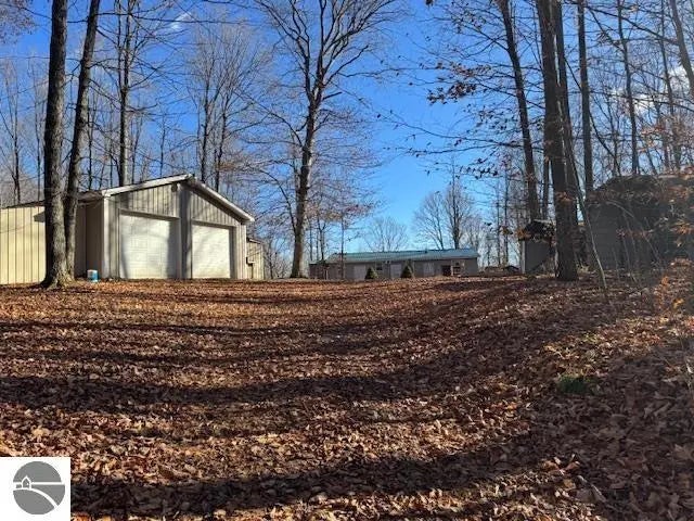 10242 N 7 Mile Road, Lake City