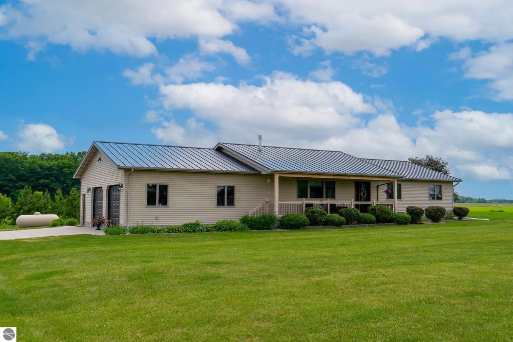 4597 W Baseline Road, Mt Pleasant