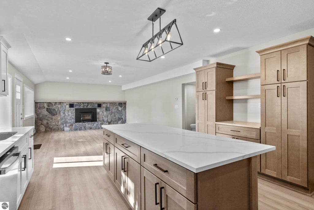 309 Maple Street, Bellaire