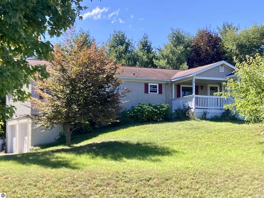 6478 E Duck Lake Road, Lake Leelanau