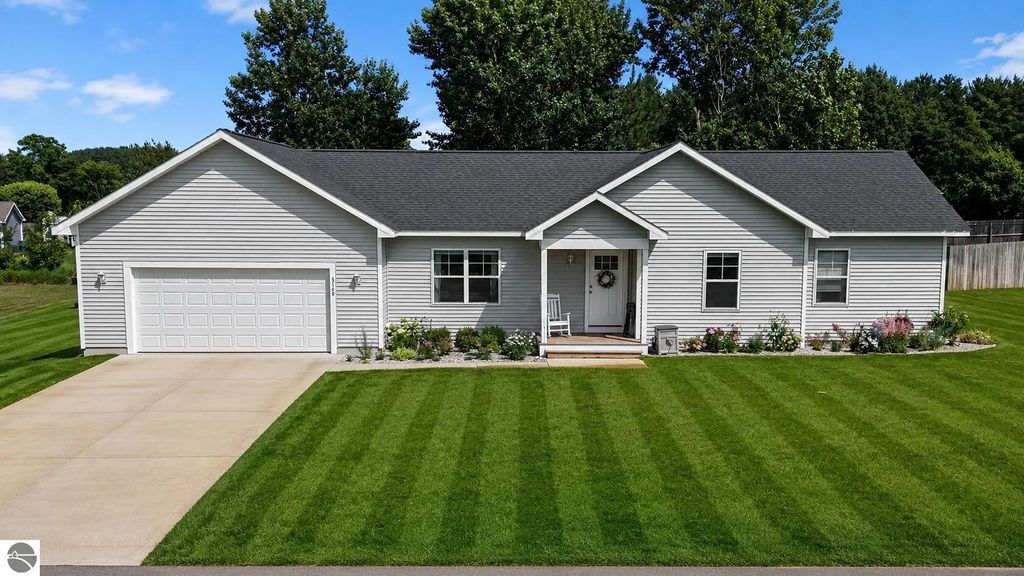 5349 Revella Lane, Grawn