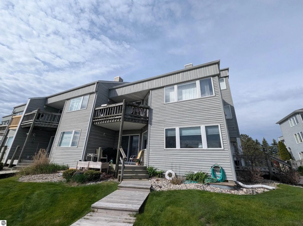 3091 Midshipman Drive, Au Gres