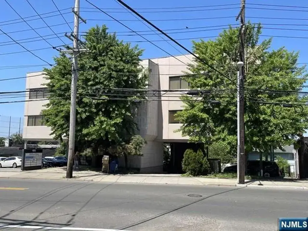 111 Grand Avenue 218, Palisades Park