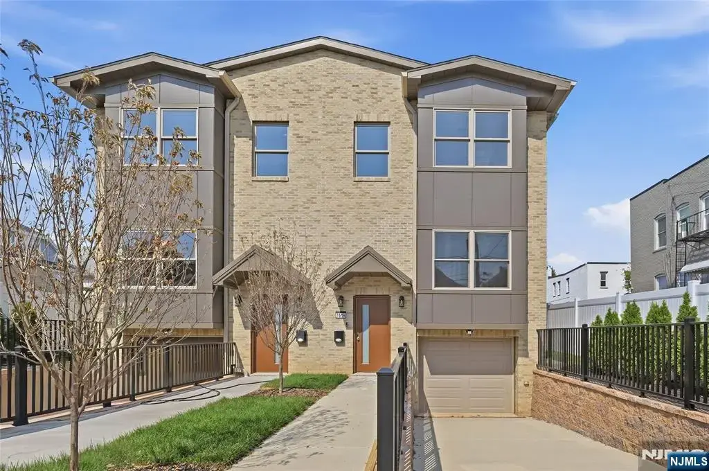 761b 4th Street, Secaucus