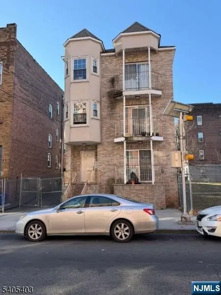 91 Spruce Street, Newark