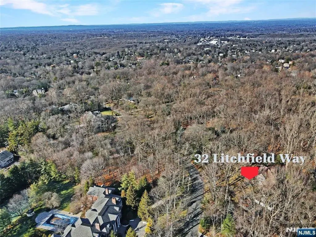 32 Litchfield Way, Alpine
