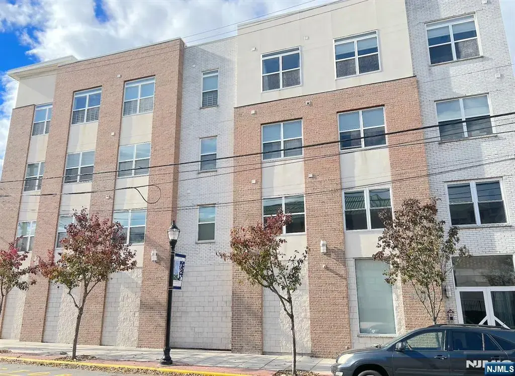 1901 Summit Avenue 301, Union City