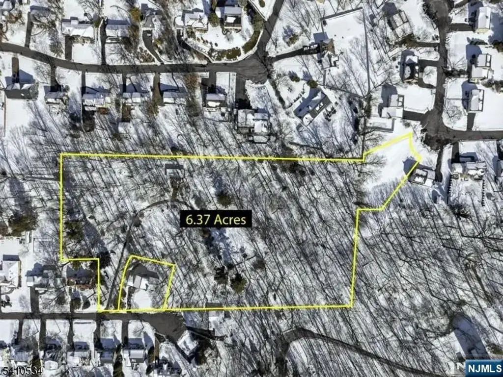 401 Acacia Road, Scotch Plains