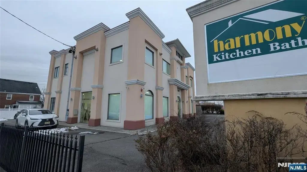 454 W Union Avenue, Bound Brook