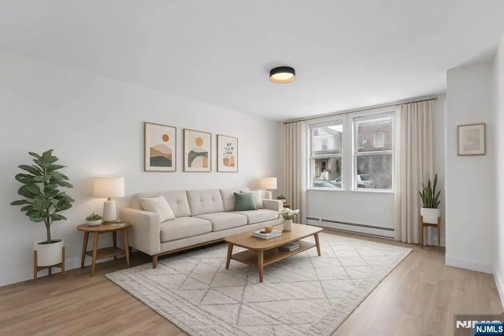 676 Chestnut 1, Kearny