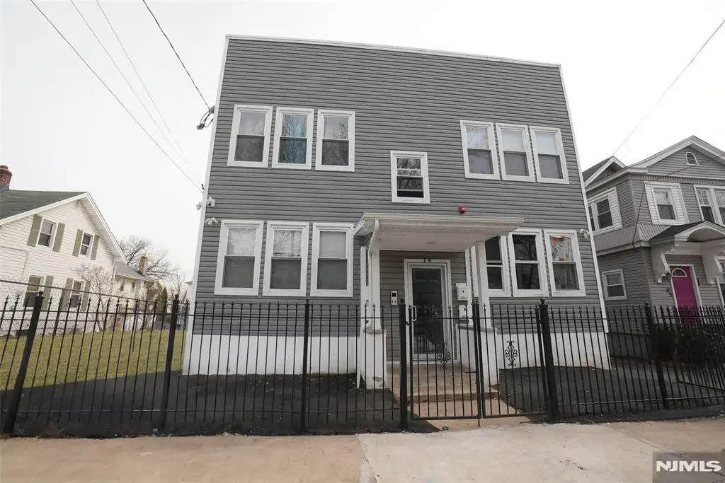14-16 Hazel Place, Newark
