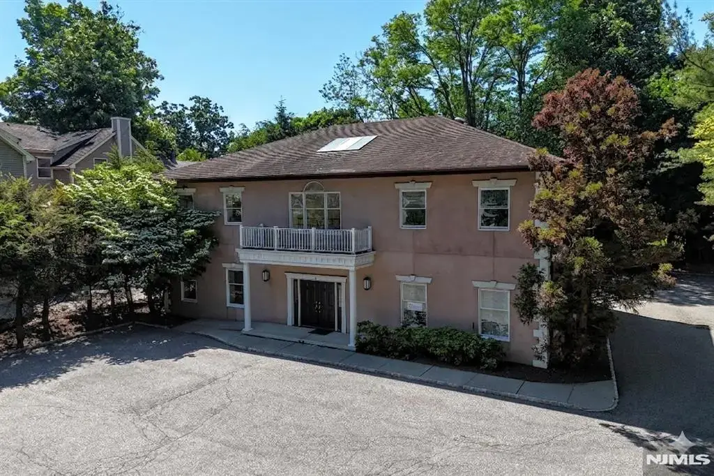 7 Cedar Street 2nd Floor, Ramsey