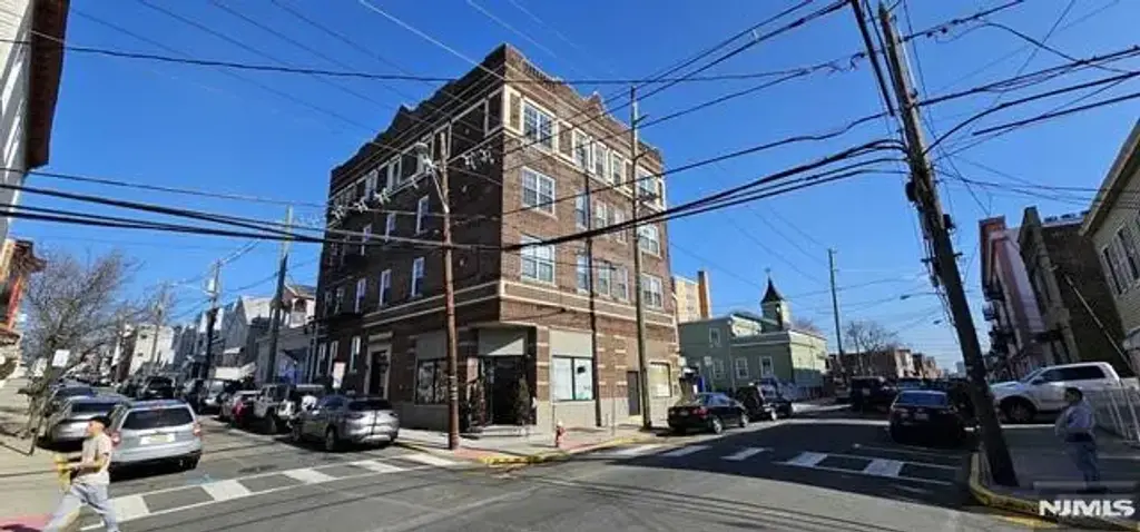 6100 Jefferson Street, West New York