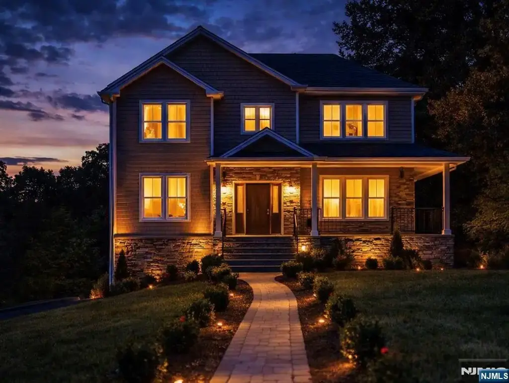 50 Eagles Nest Terrace, West Milford