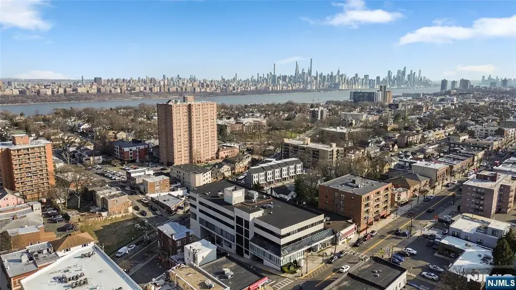 596 Anderson 202-218, Cliffside Park