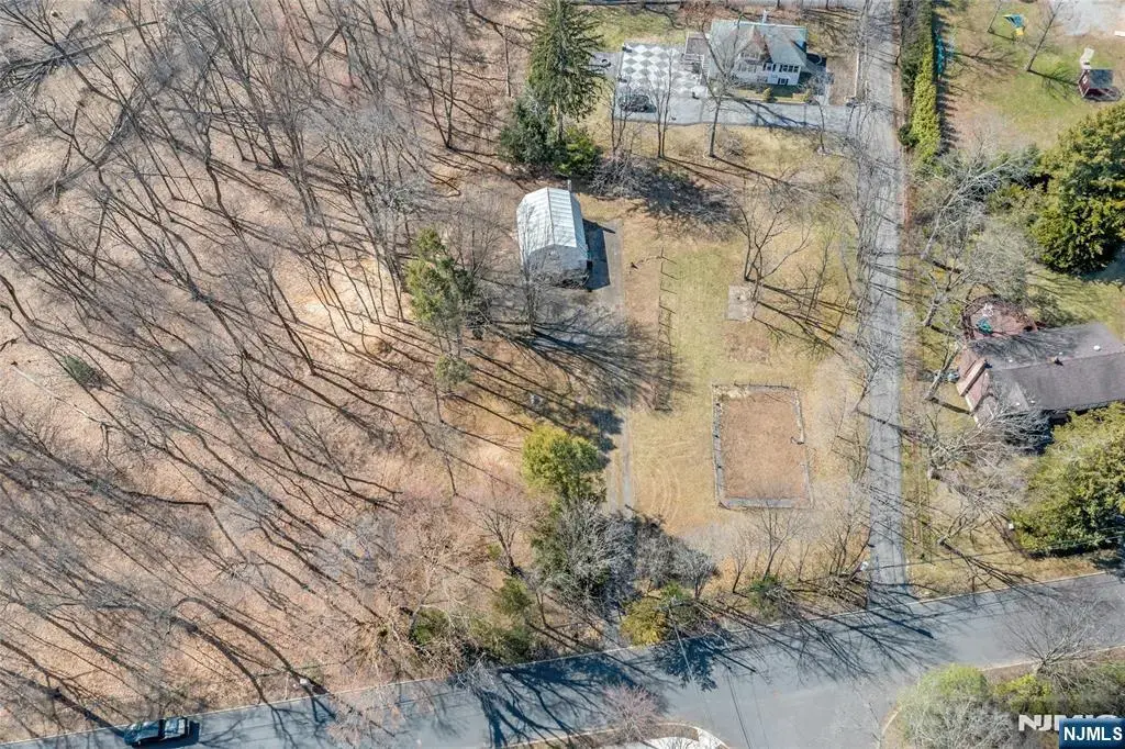 510 W Saddle River Road, Ridgewood