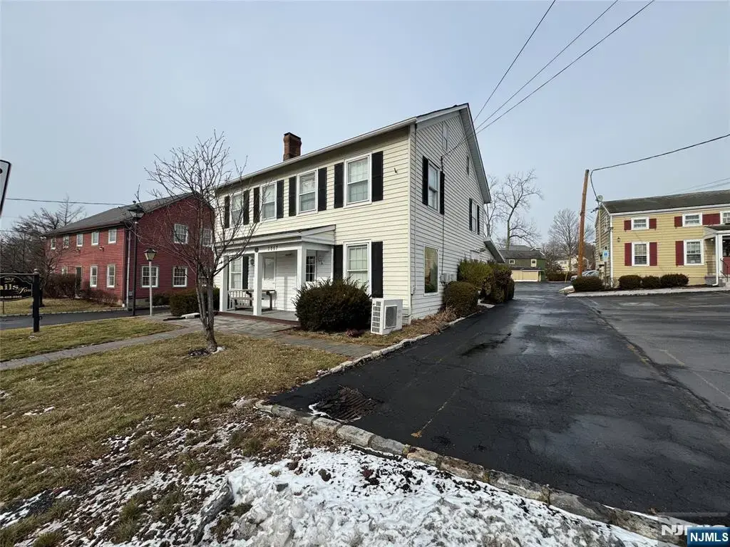 2087 Burnt Mills Road, Bedminster