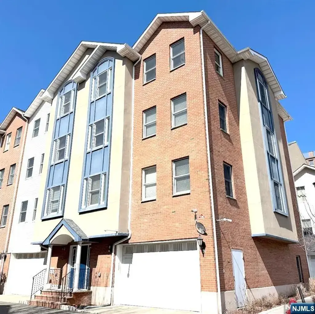 620 38th Street 604, Union City