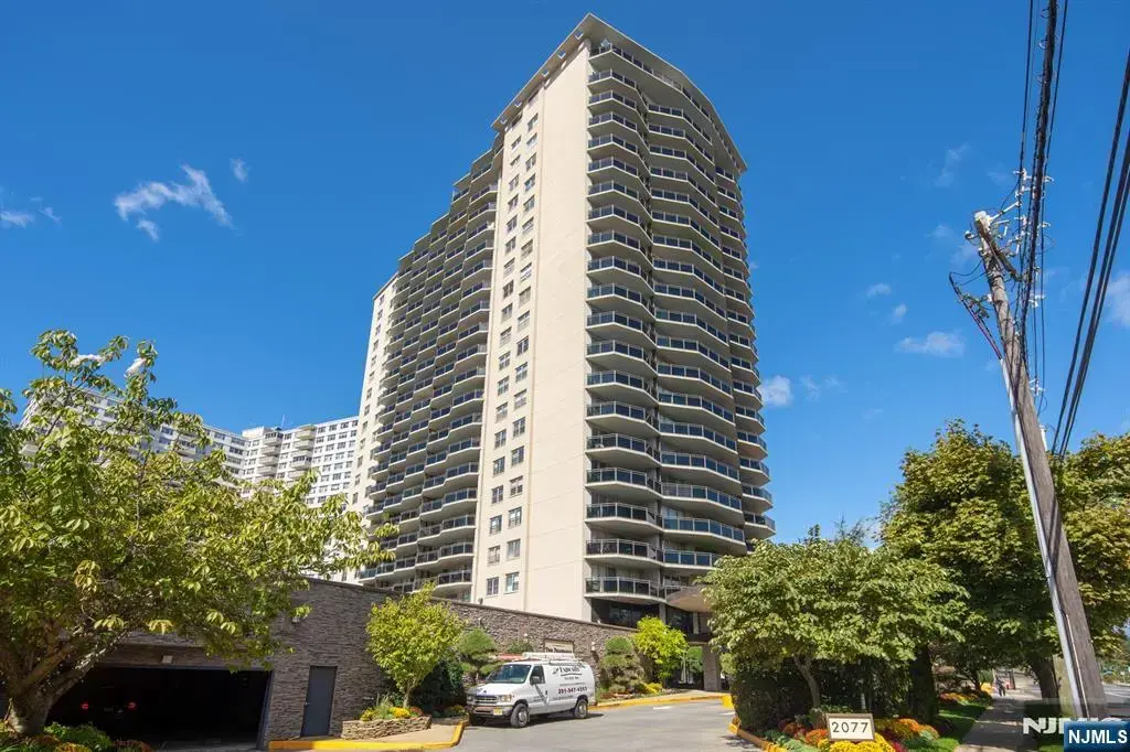2077 Center Avenue 7g, Fort Lee