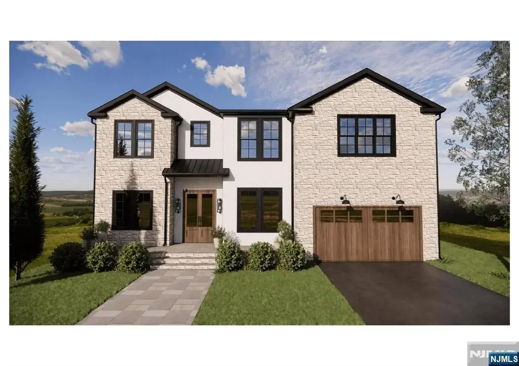 331 Lockwood Drive, Paramus