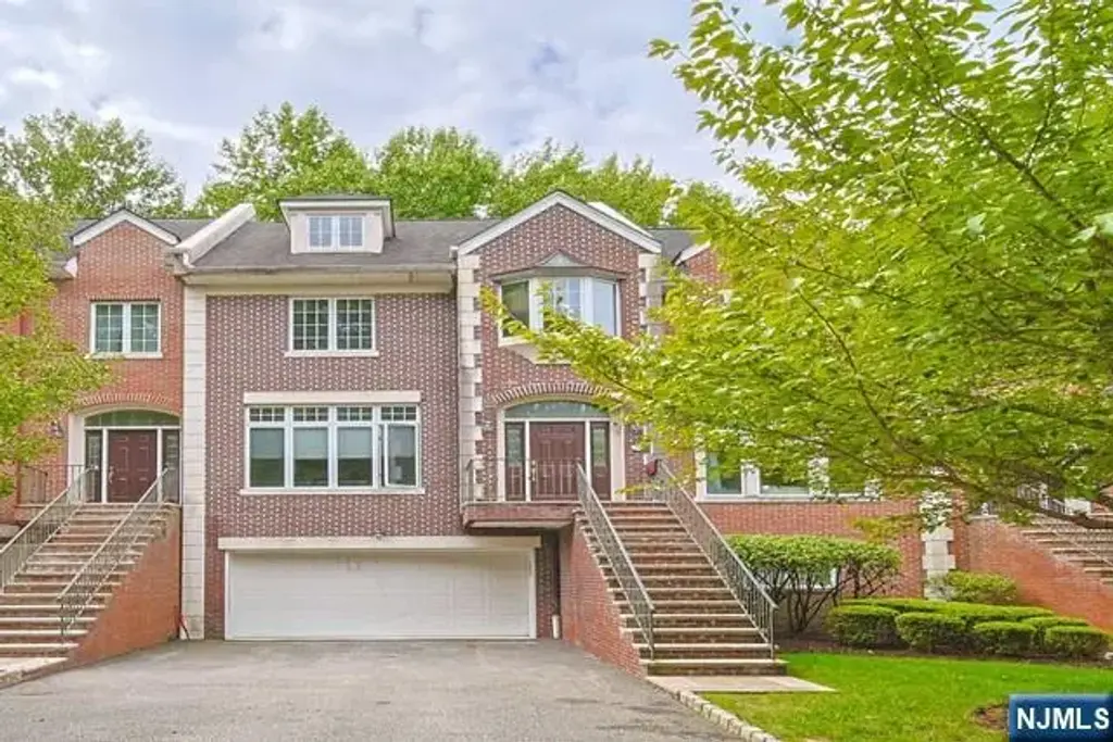 2 Candlewood, Old Tappan