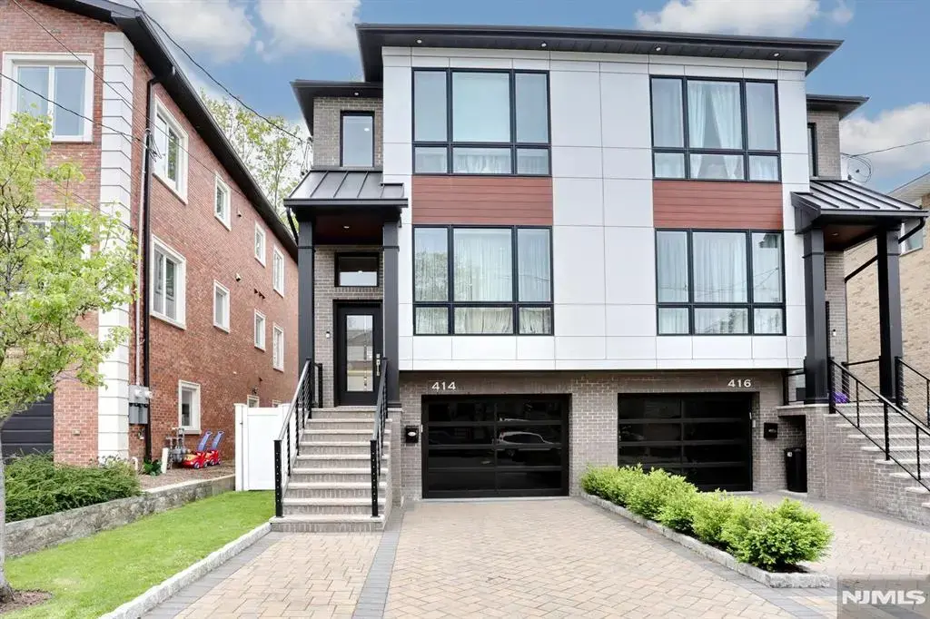 414 Lawton Avenue, Cliffside Park