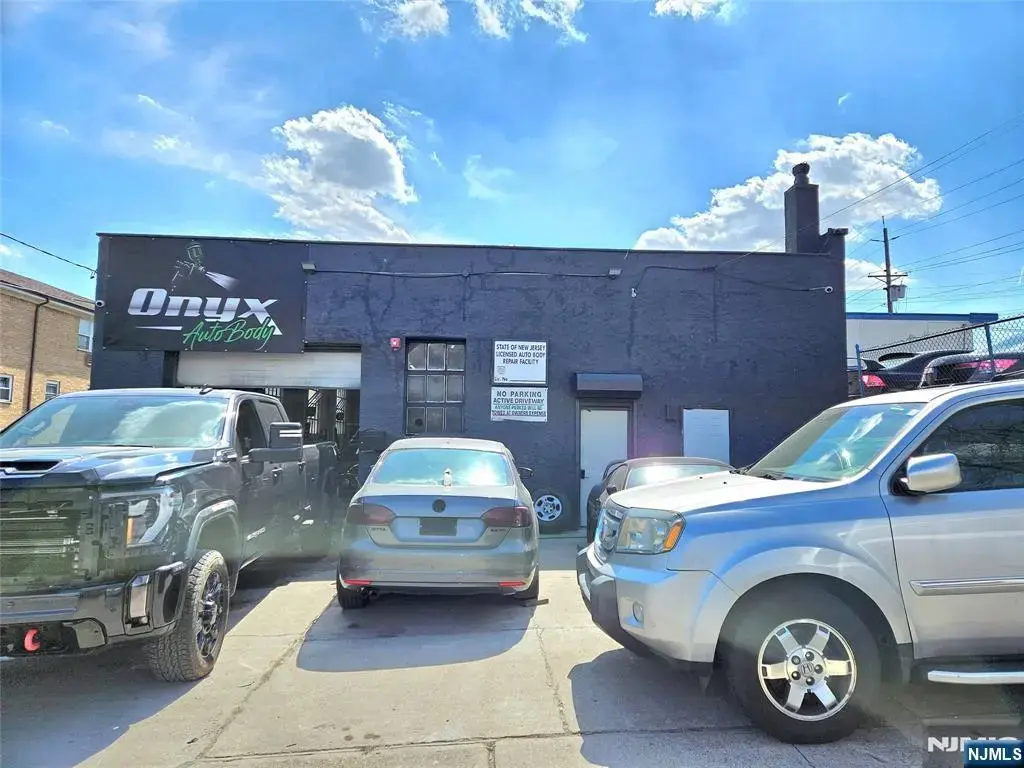 219 Sussex Street, Hackensack