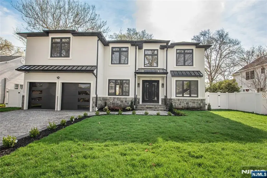 722 Erie Road, Paramus