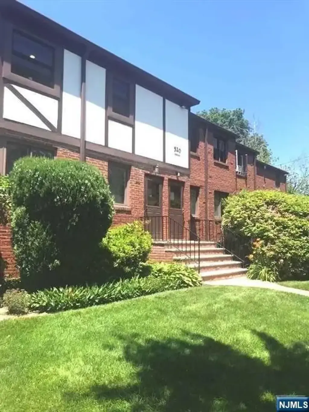 520 Broad Avenue 11, Englewood