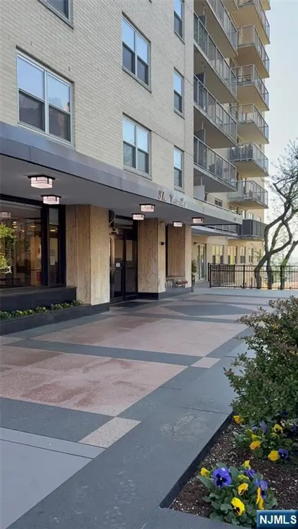 6600 Boulevard East 11j, West New York