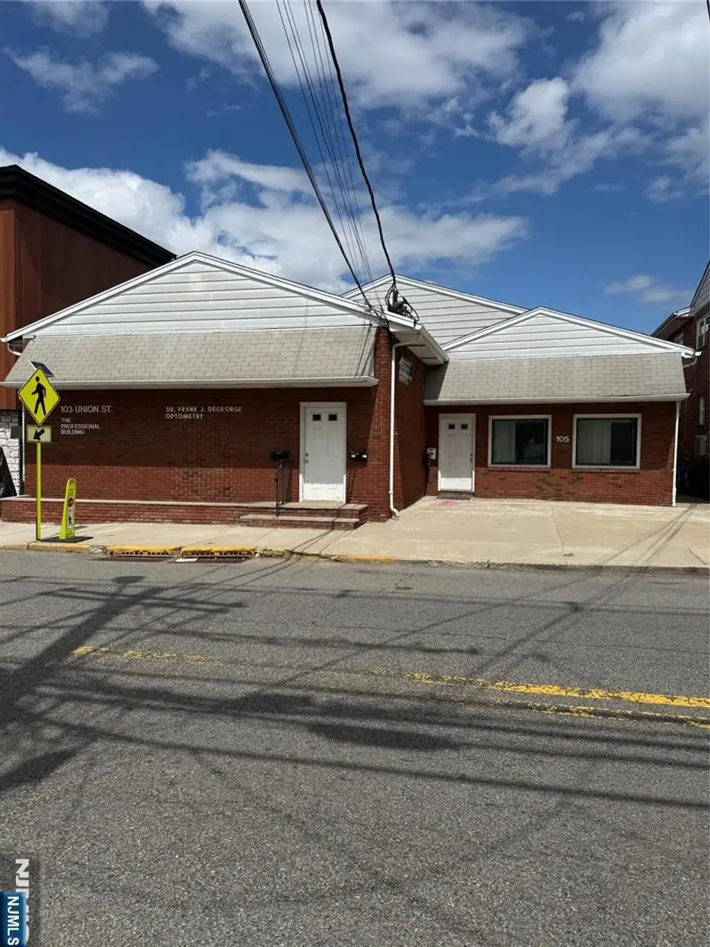 103-105 Union Street 1,2,3, Lodi