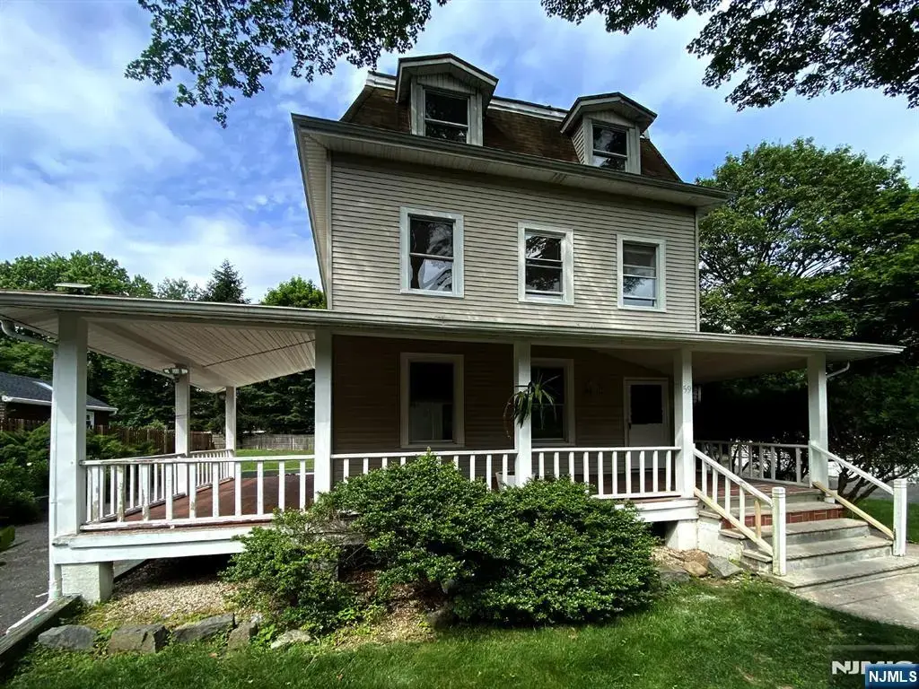 59 Forest, Alpine