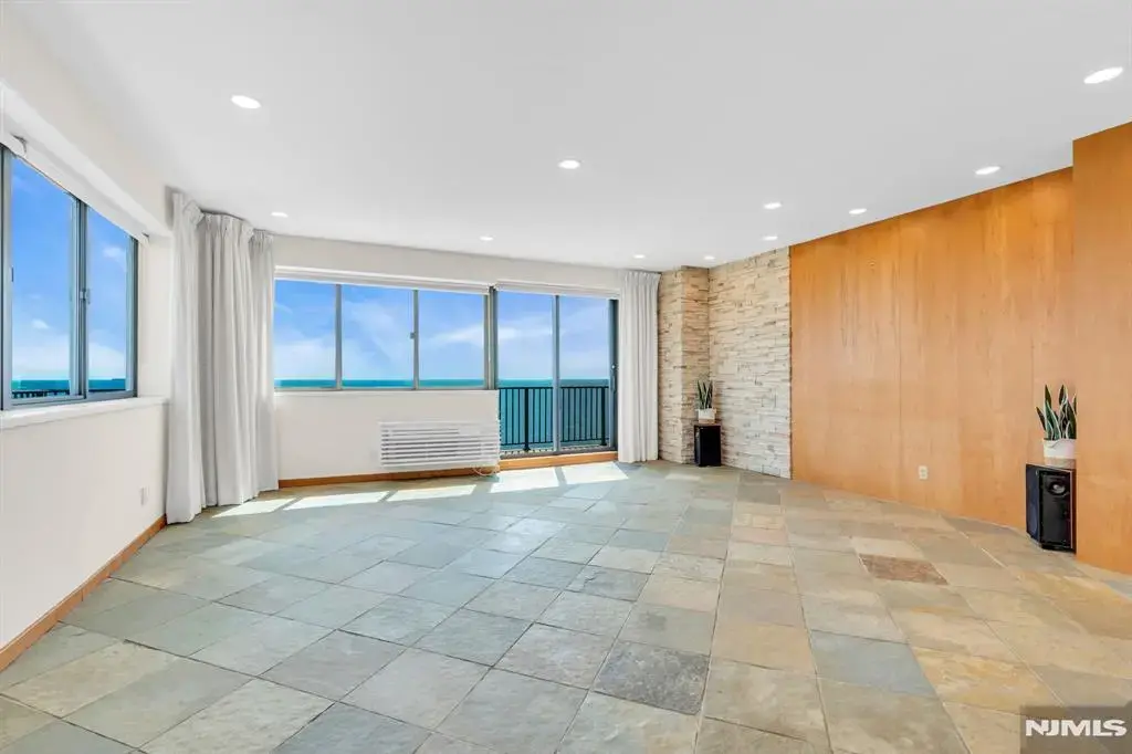55 Ocean Avenue Ph A, Monmouth Beach