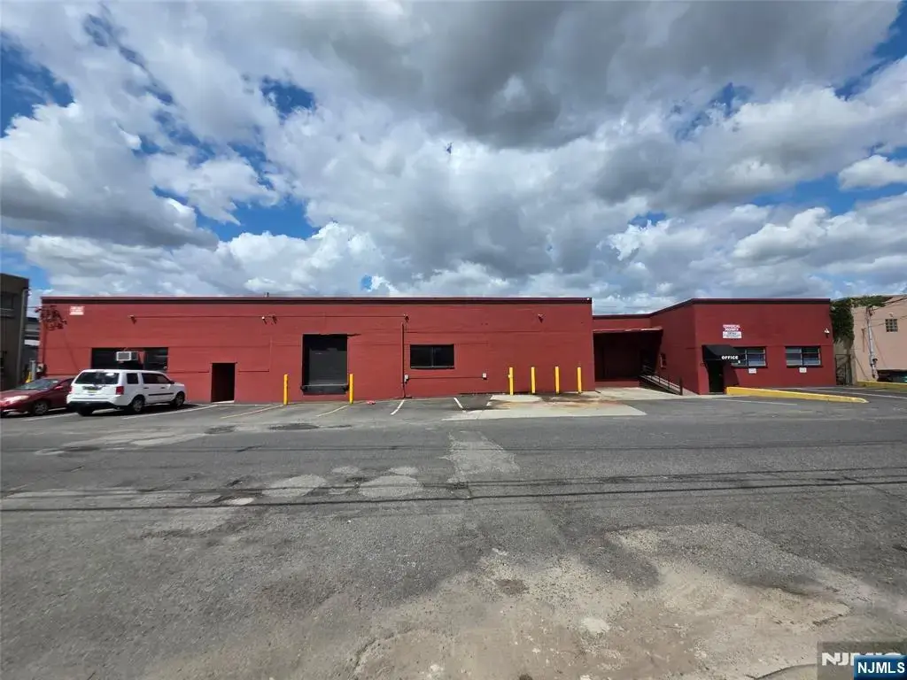 239 Commercial Avenue 239 & 235, Palisades Park