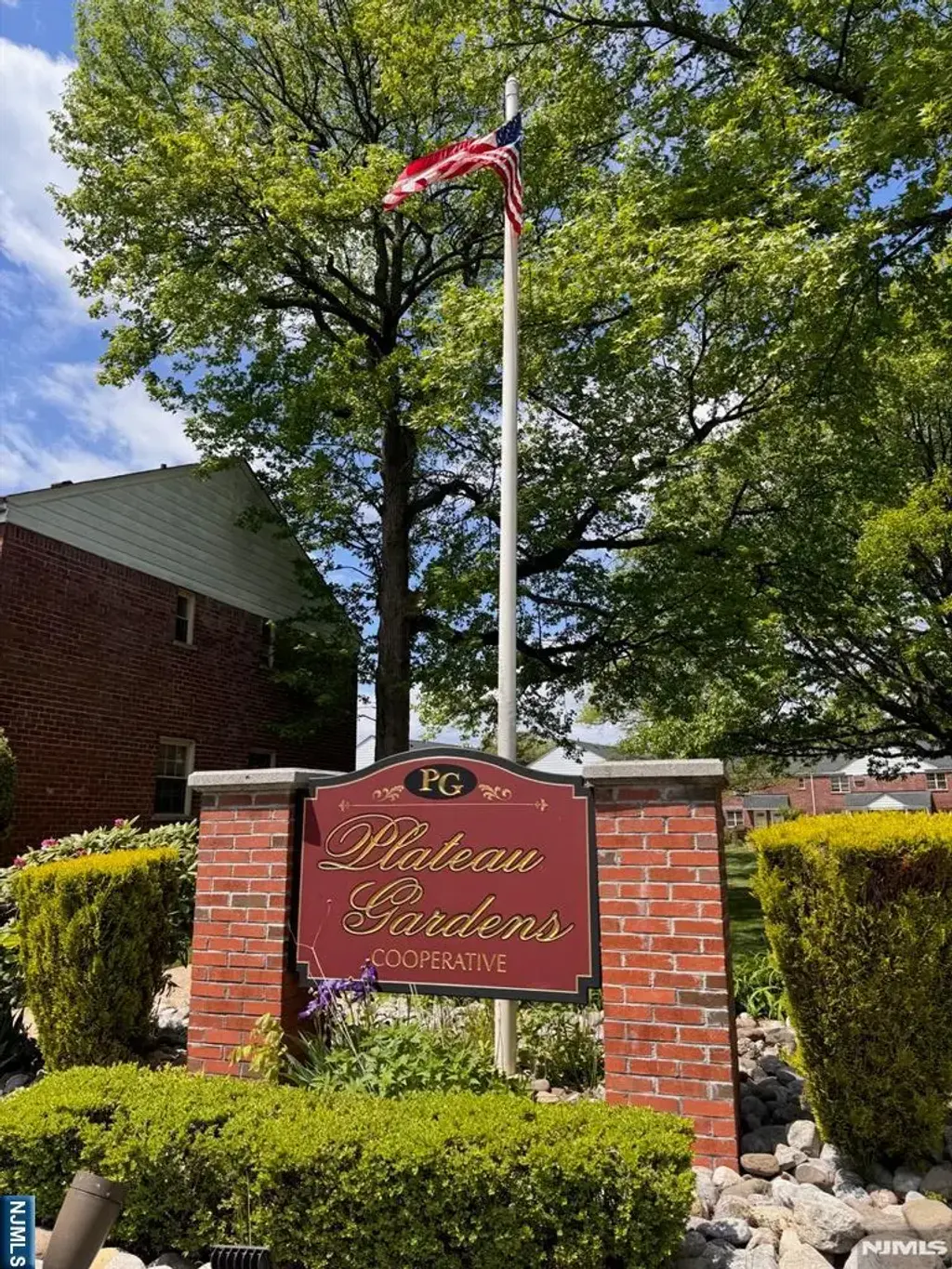 1255 Anderson 23, Fort Lee
