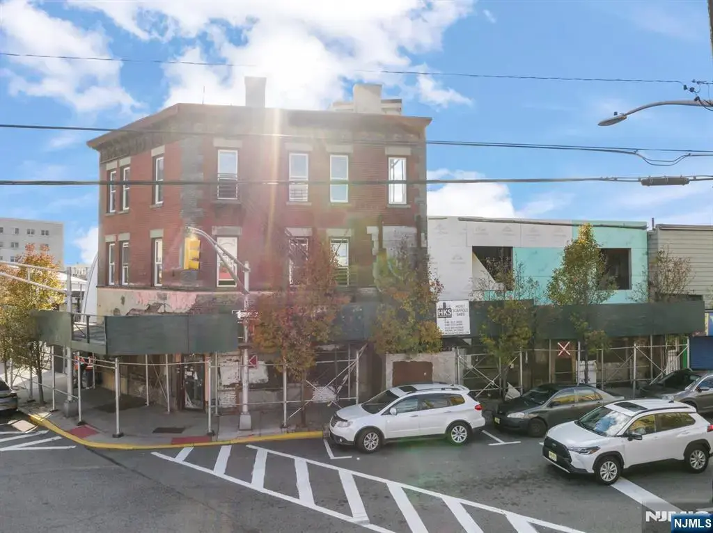 733-735 6th Street, Union City