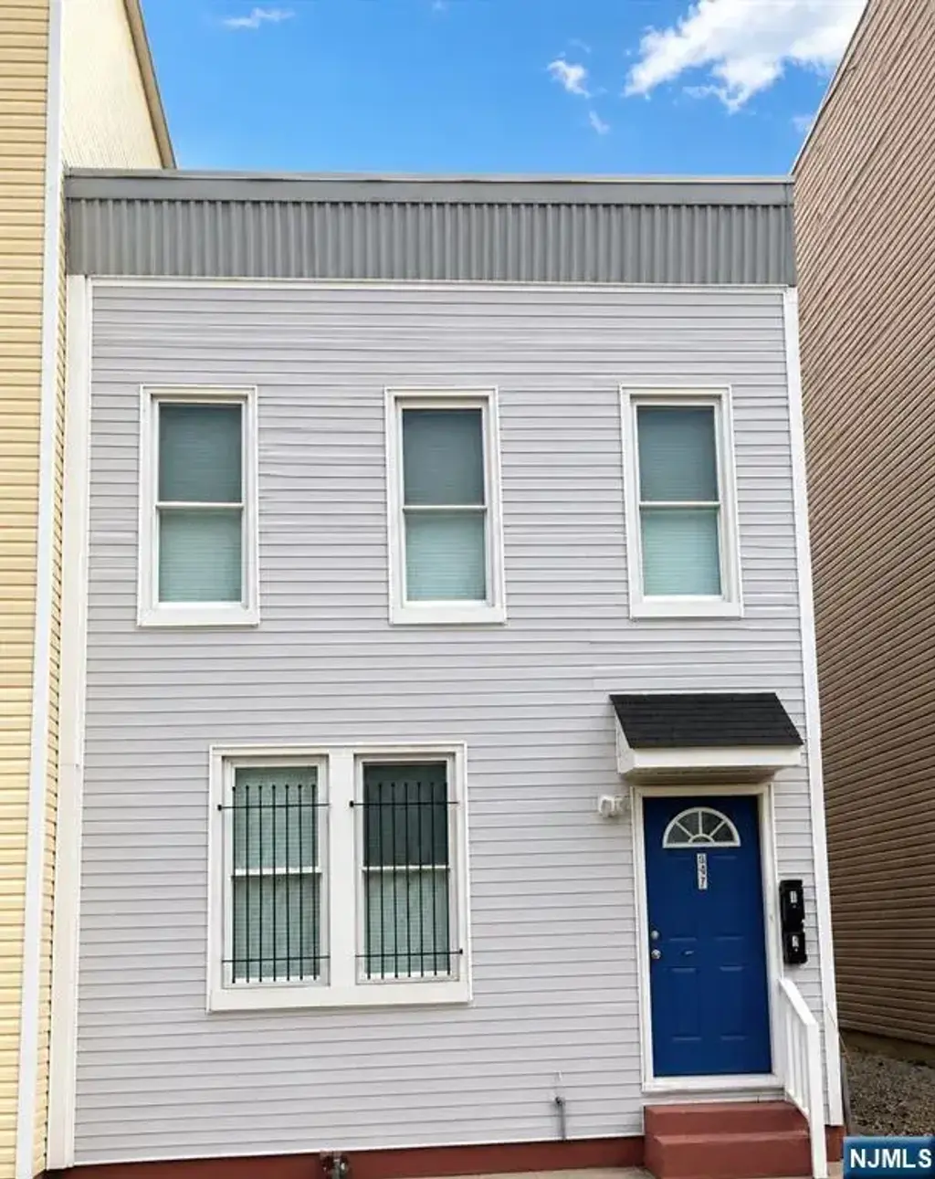647 Grove Street, Irvington