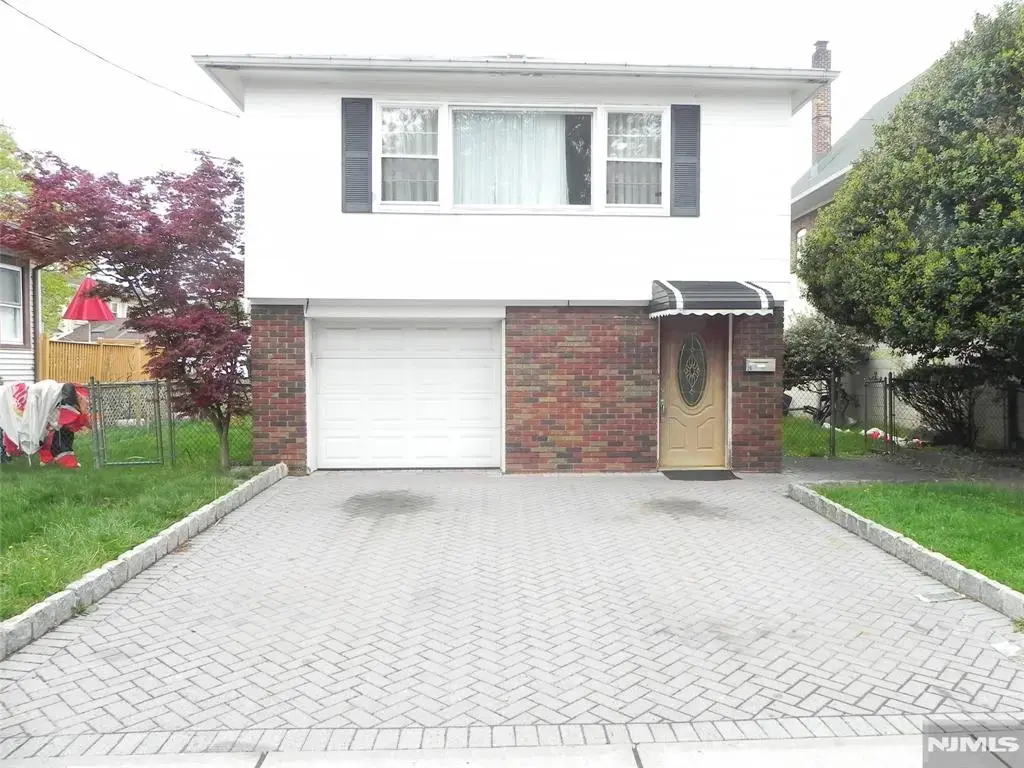 26 Marshall Avenue, Little Ferry