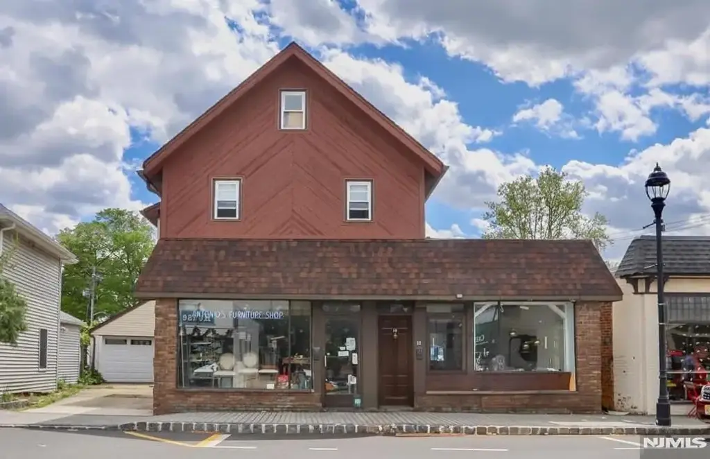 14 Union Avenue, Cresskill