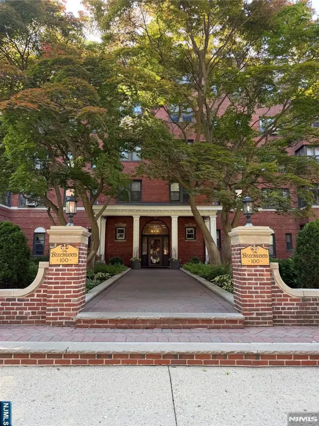 100 Prospect 2e, Hackensack