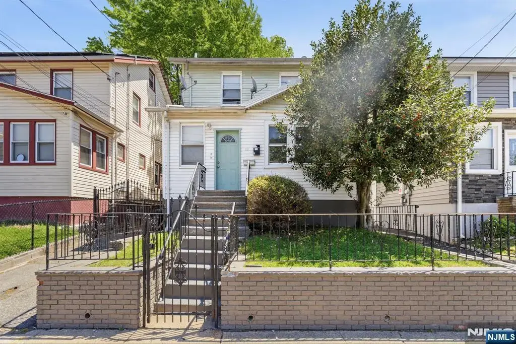 80 Melrose Avenue, Irvington