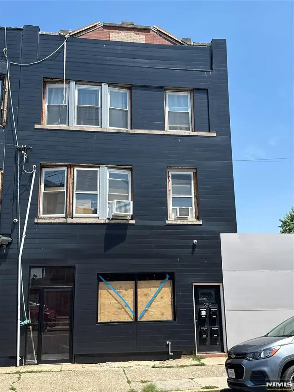 219 Sussex Avenue, Newark