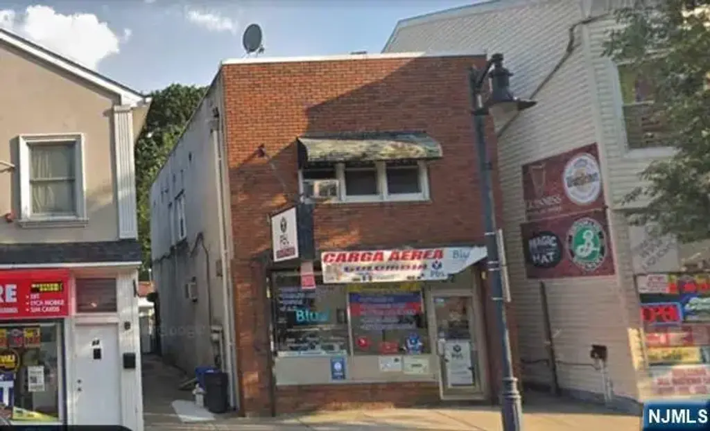 82 Passaic Street (building), Garfield