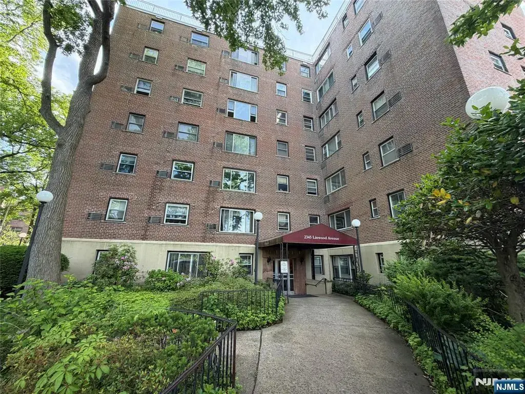 2345 Linwood 5g, Fort Lee
